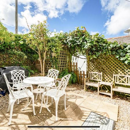 Vila Little Karenza Is The Perfect Cornish Getaway Saint Anthony Exteriér fotografie